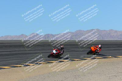 media/Mar-24-2025-Moto Forza (Mon) [[57ce5c5cff]]/1-Advanced Group/Session 2 (Bowl)/